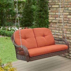 Meet your Posher, Halima